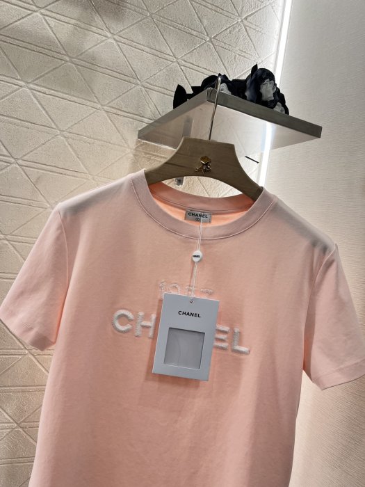 Футболка женская фото 3