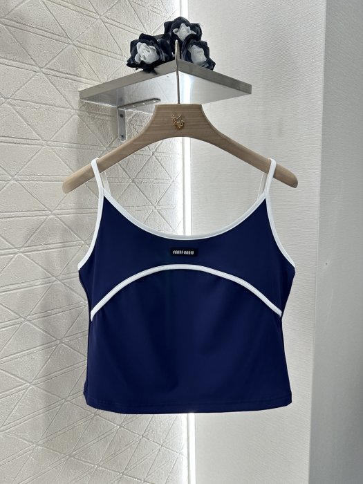 Майка жіноча