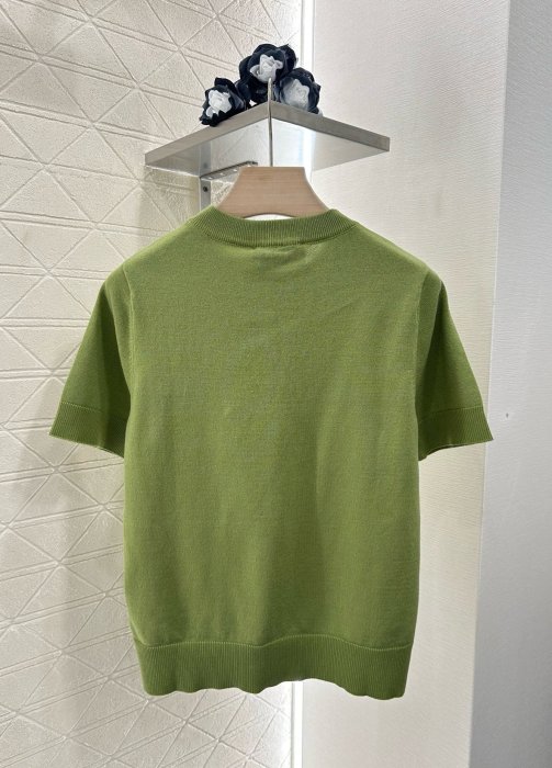 Футболка жіноча фото 2