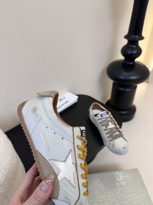 Кроссовки Golden Goose фото 6