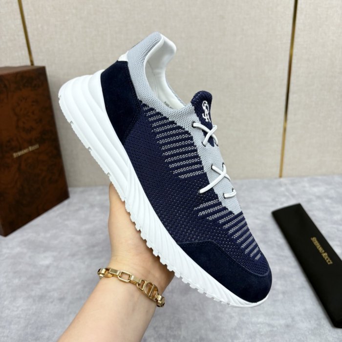 Кросівки фото 7