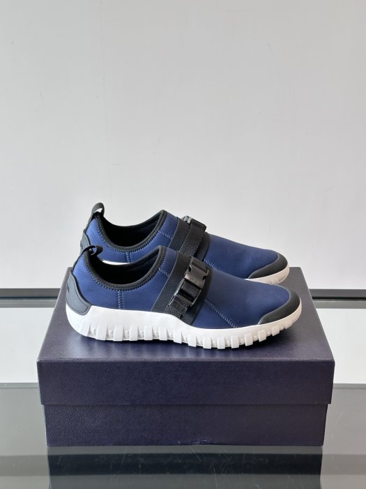 Кроссовки мужские