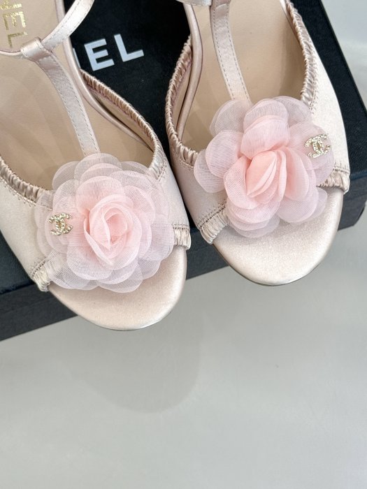 Босоножки фото 7