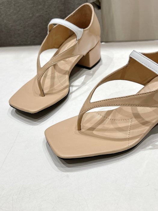 Босоножки фото 6