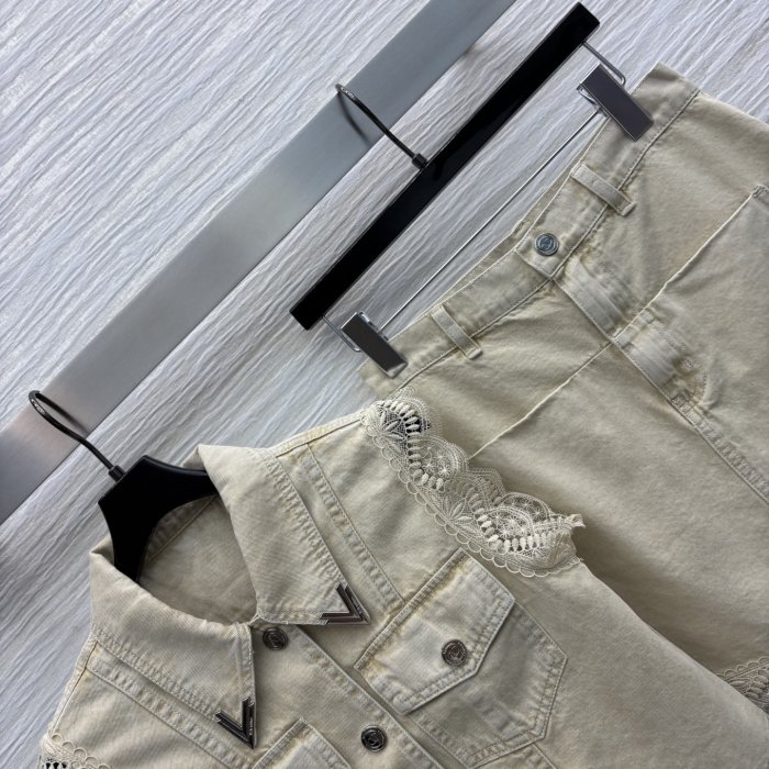 Костюм женский фото 4