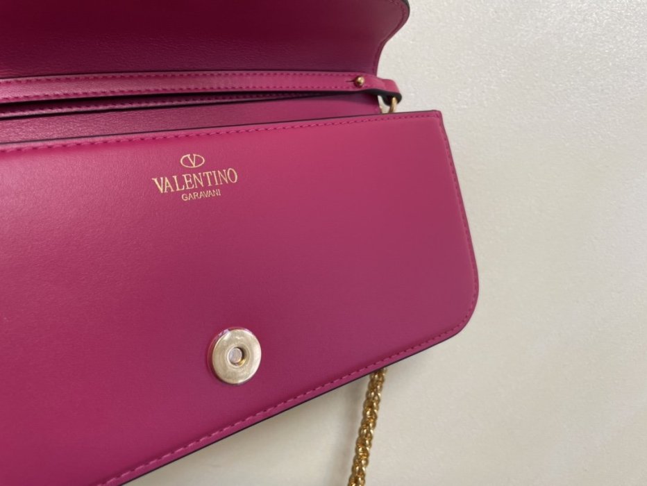 A bag women's Valentino Garavani Mini Loco 27 cm фото 8