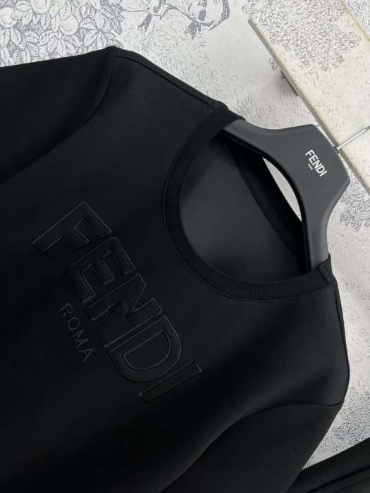 Costume female фото 2