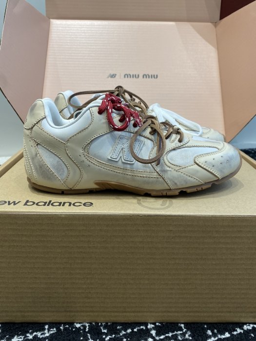 Кроссовки MIU MIU х NEW BALANCE 530 фото 2