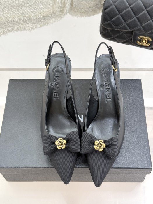 Босоножки фото 4