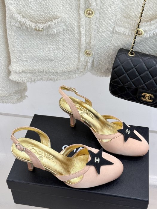 Босоножки фото 3