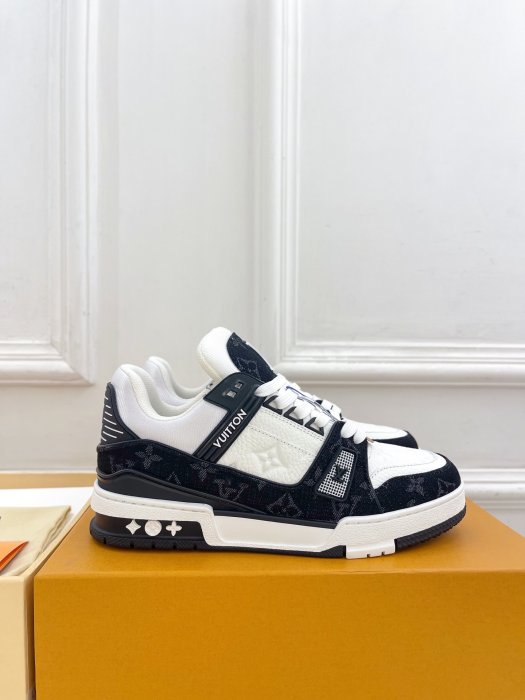 Кроссовки фото 2