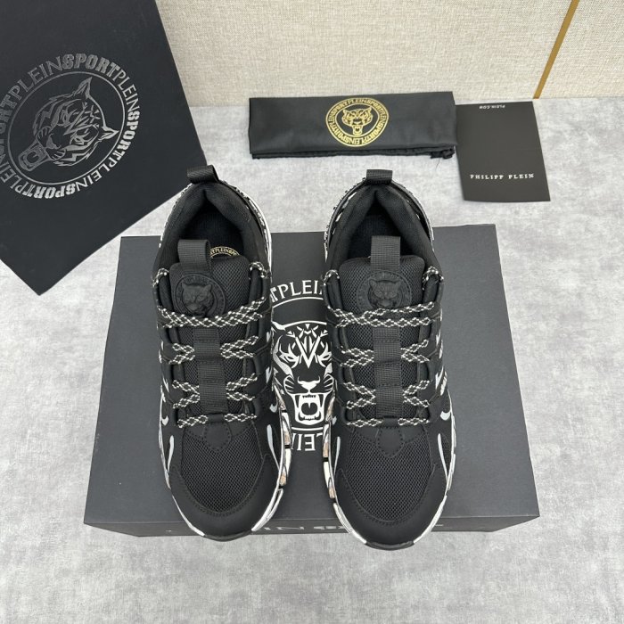 Кросівки чоловічі