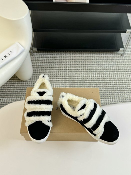 Shoes women's - the size 37