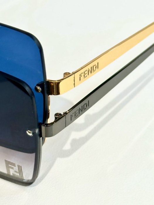 Окуляри сонцезахисні FE4077 фото 7