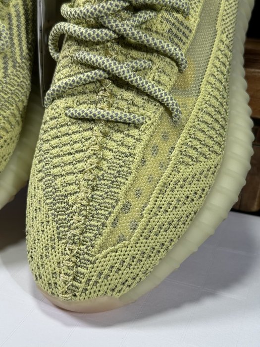 Кросівки Yeezy 350V2 фото 7