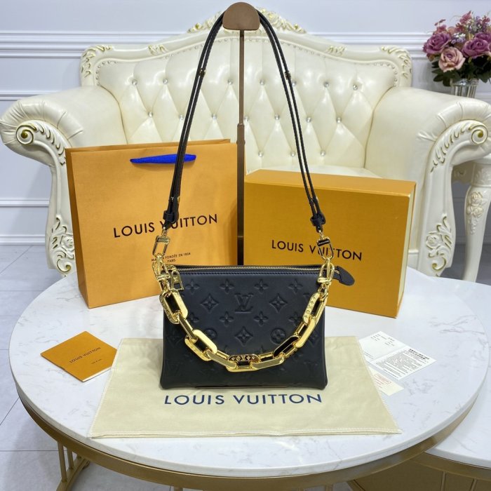 A bag women's Coussin M57993 20 cm
