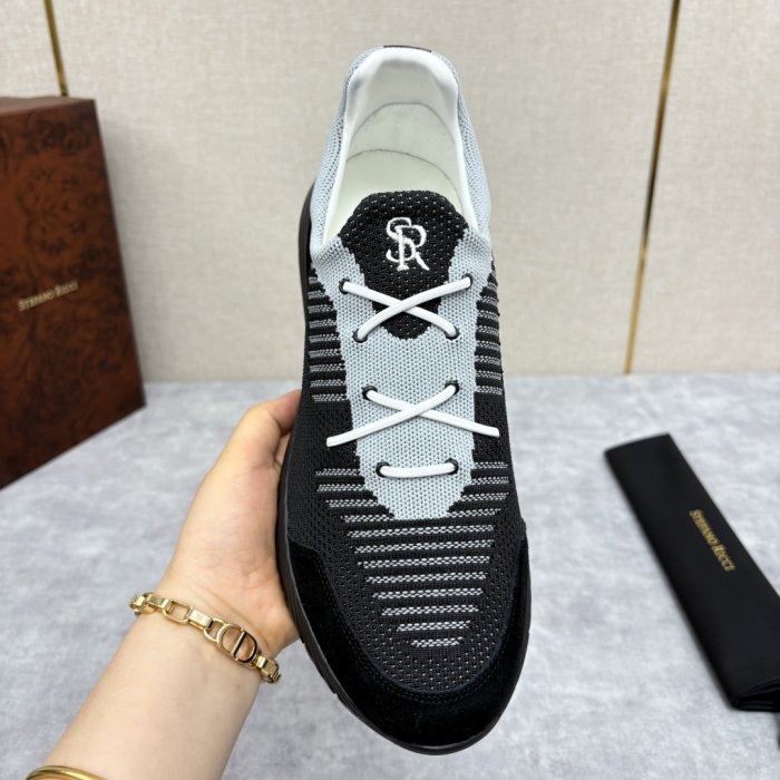 Кросівки фото 7