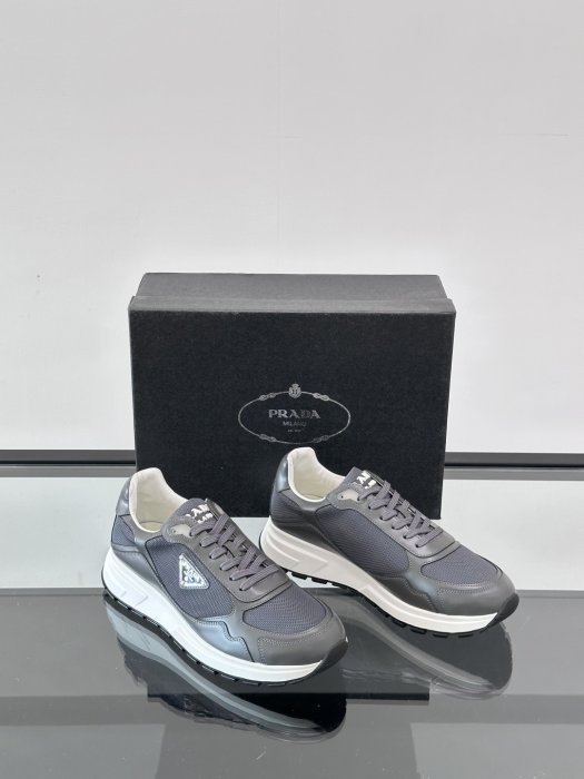 Кросівки чоловічі фото 5