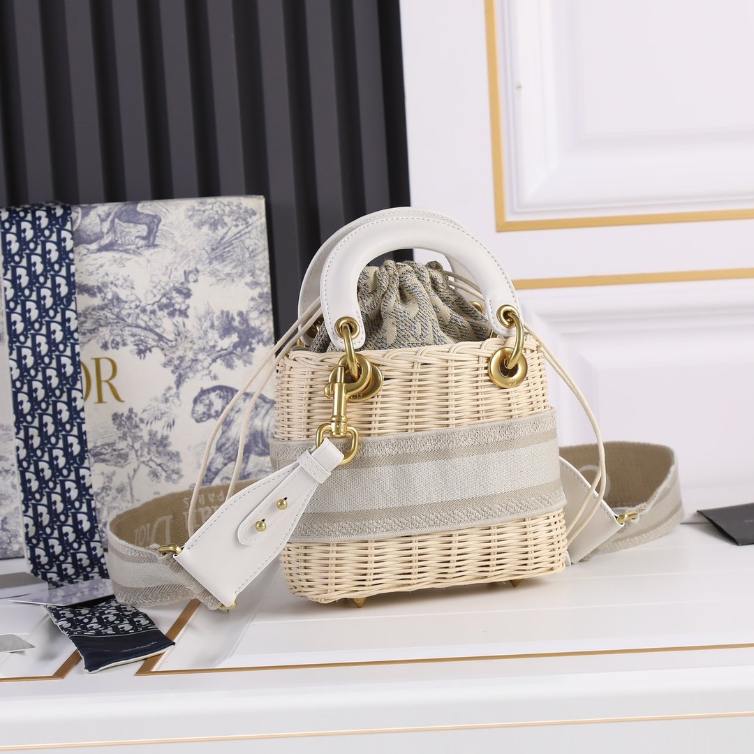 Сумка mini Lady Dior Bag Natural Wicker Oblique 20 см фото 3