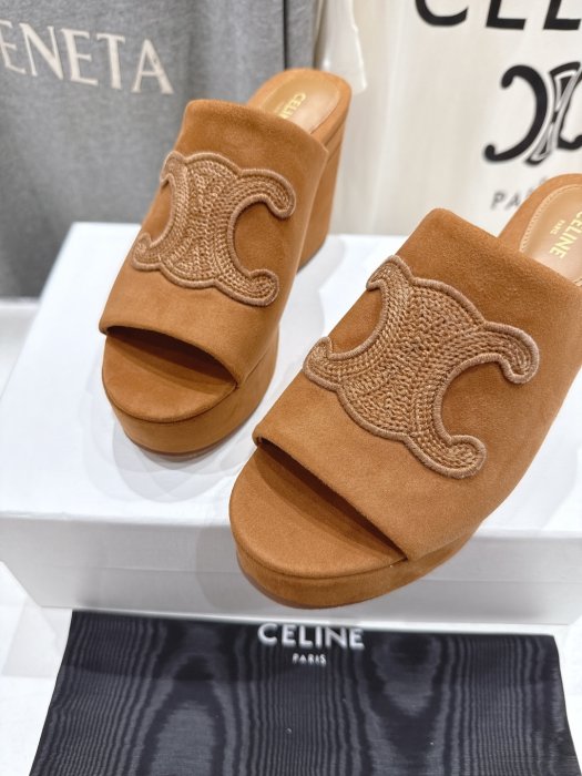 Босоножки фото 7