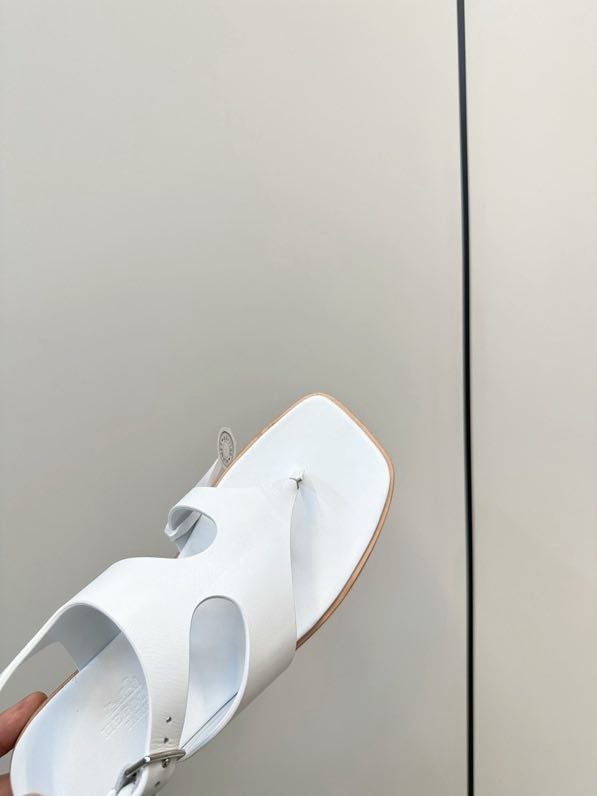 Сандалии кожаные женские фото 2