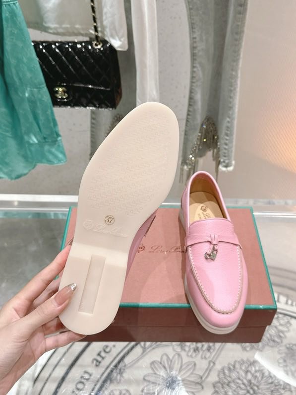 Лоферы женские кожаные розовые фото 7