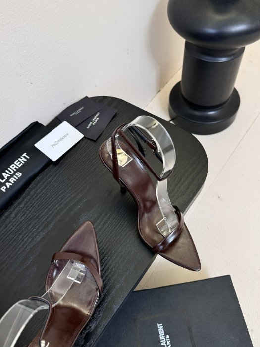 Босоножки фото 4