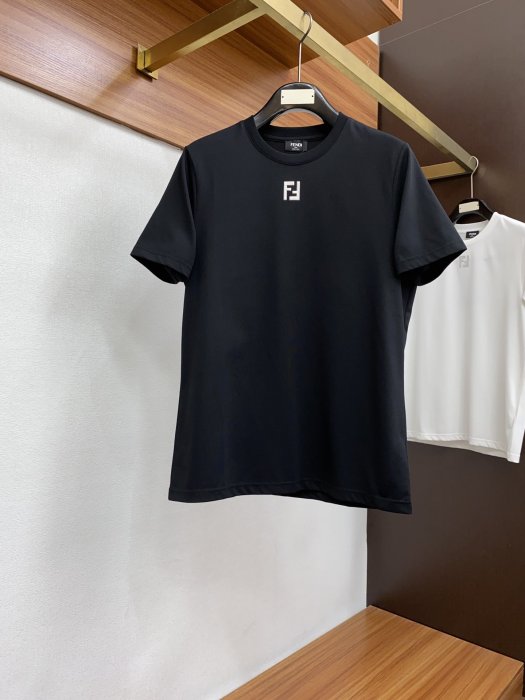 T-shirt men's