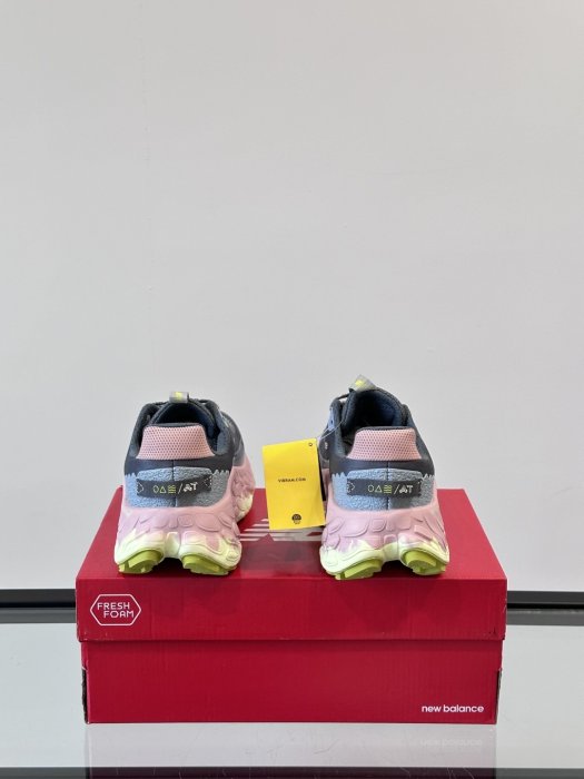 Кросівки New Balance More Trail V3 фото 7