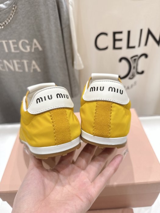 Кроссовки фото 8