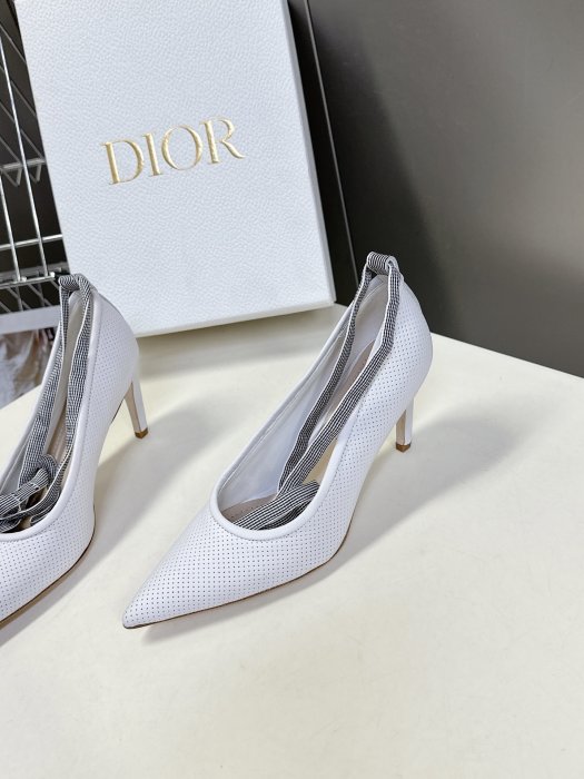 Туфлі жіночі фото 3