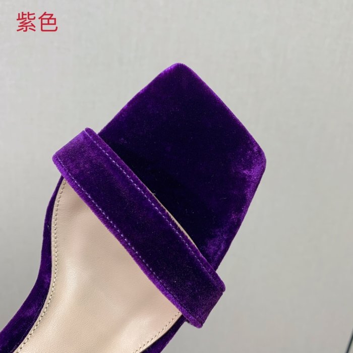 Босоножки фото 4