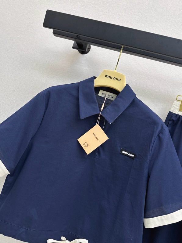 Костюм женский фото 4