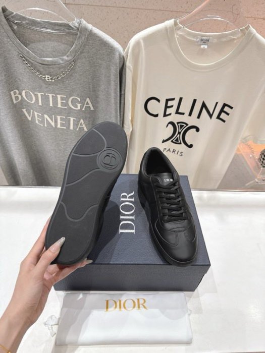 Кроссовки фото 8