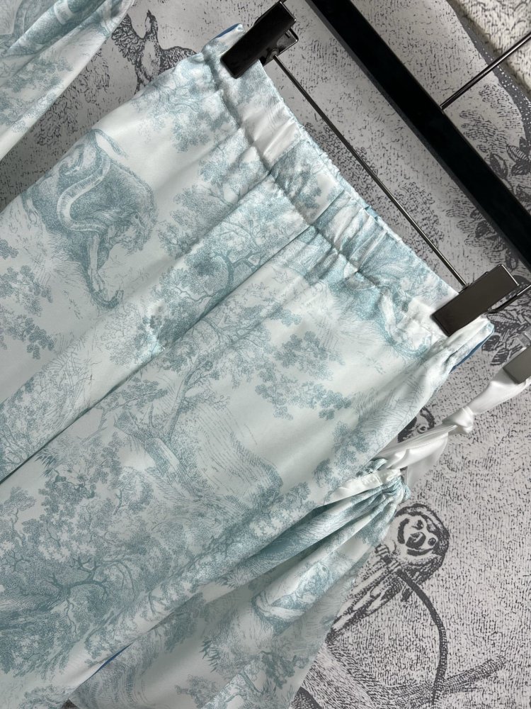 Costume female фото 4