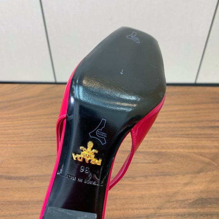 Босоножки фото 9