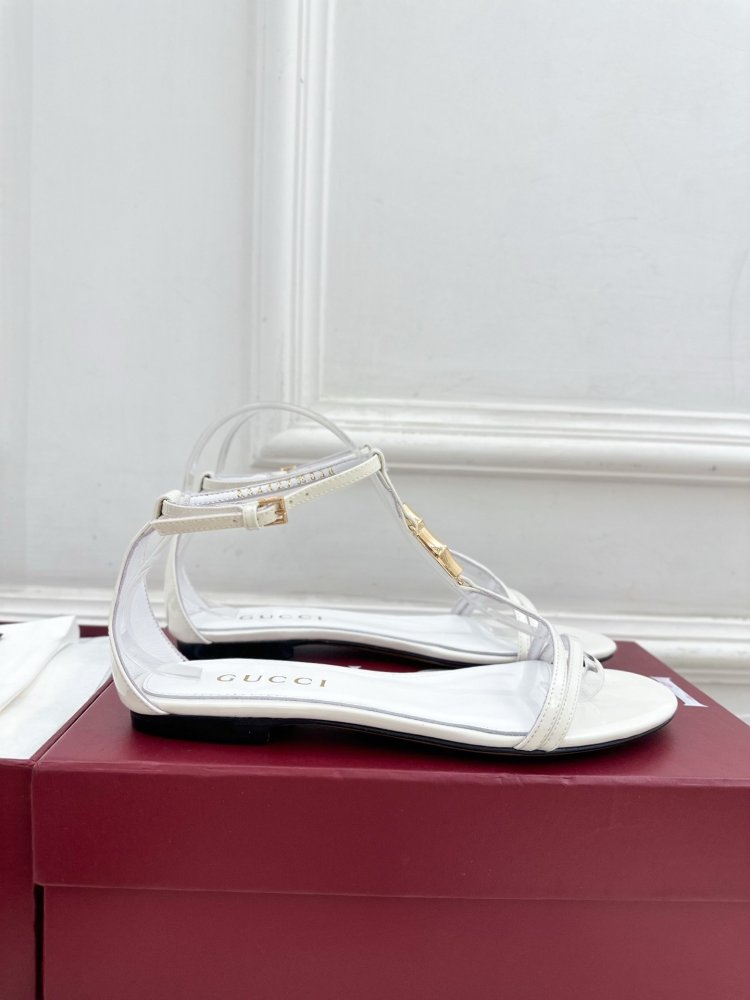 Босоножки фото 3