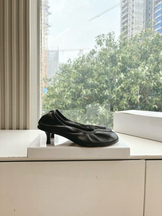 Туфли кожаные с раздвоенным носком фото 4