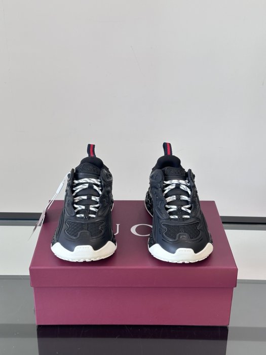 Кроссовки мужские фото 2