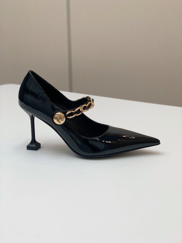 Босоножки фото 3