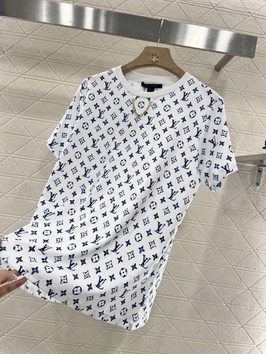 Футболка женская фото 5