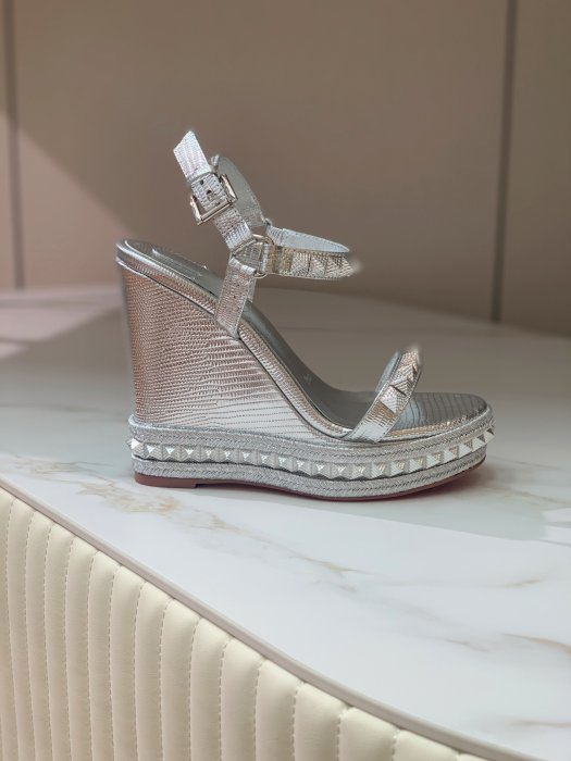 Босоножки фото 4