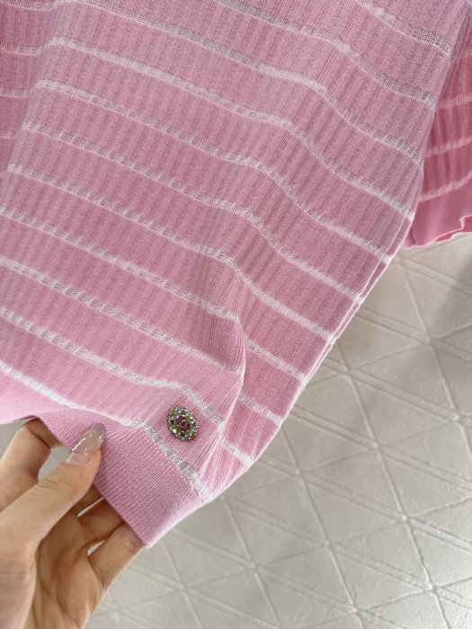 Футболка жіноча фото 8