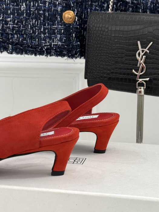 Босоножки фото 6