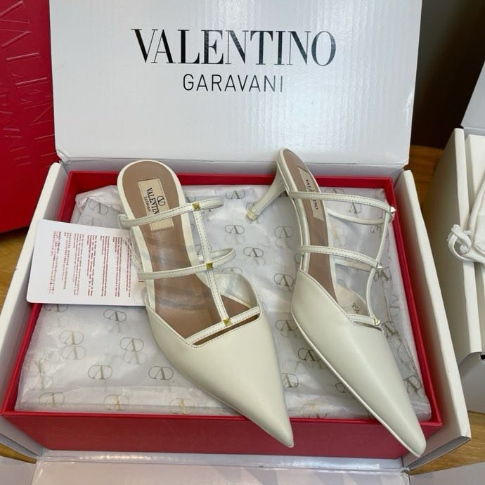 Босоножки фото 5