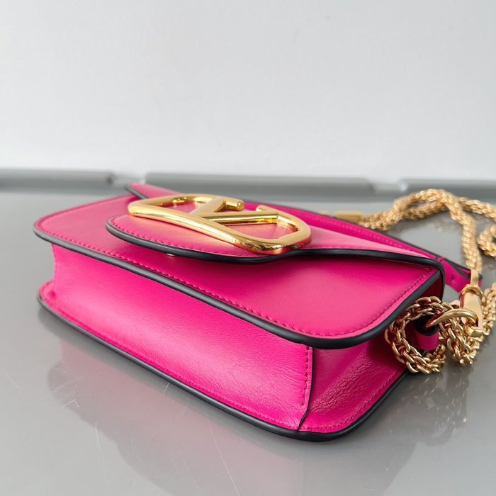 A bag women's Valentino Garavani Mini Loco 20 cm фото 6