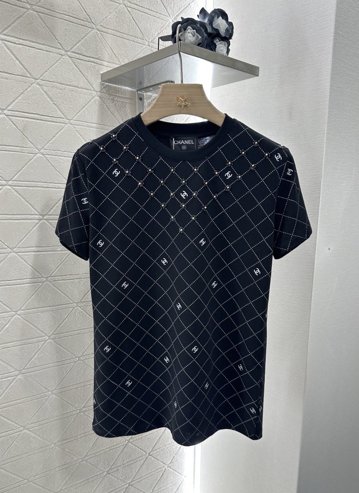 Футболка женская