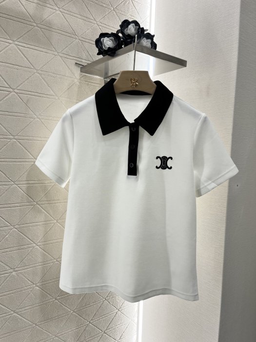 T-shirt women's