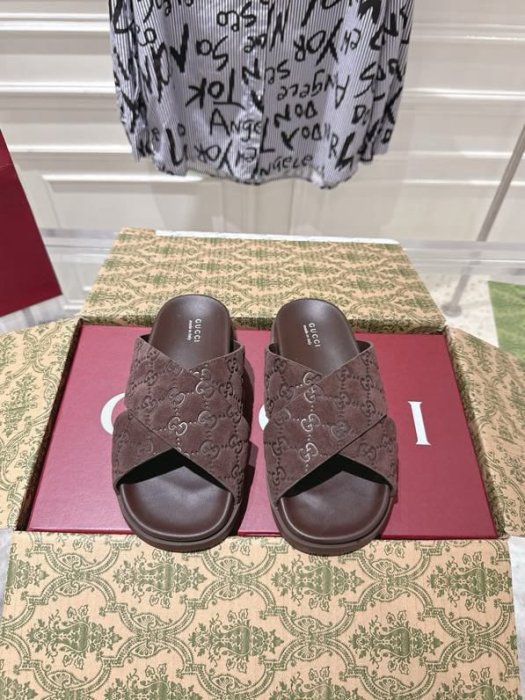 Шльопанці