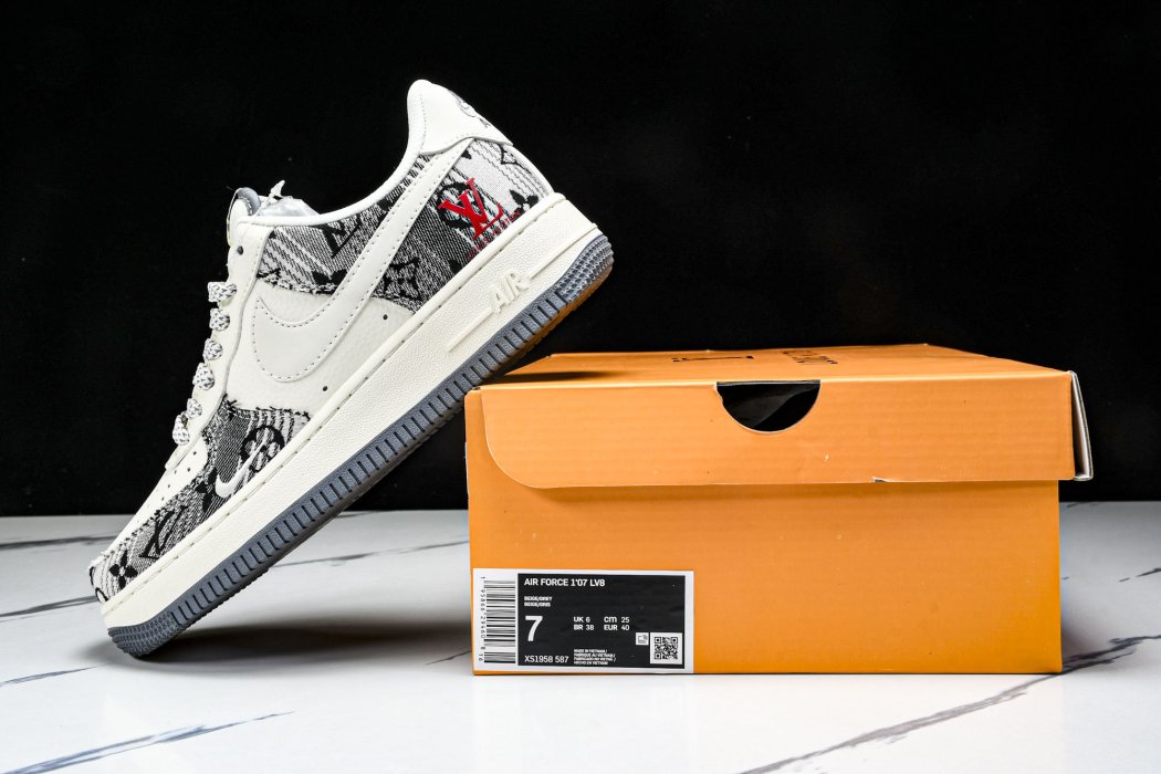 Кроссовки Nike Air Force 1'07 Low x LV фото 9